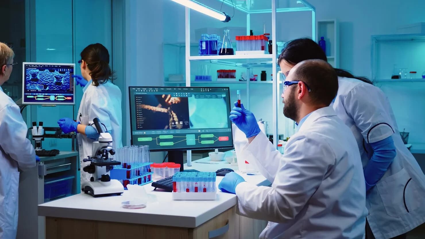 SAP Solutions for Pharmaceuticals & Life Sciences